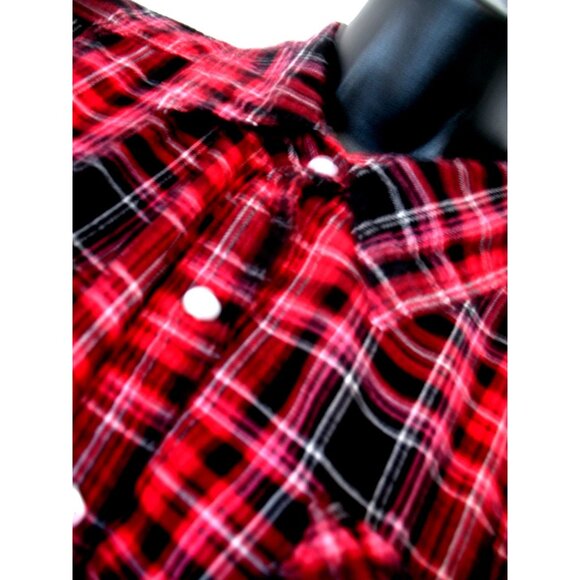 Maurice's Red & Black Plaid Western, Snaps, L/S Shirt Size XL - Picture 13 of 16